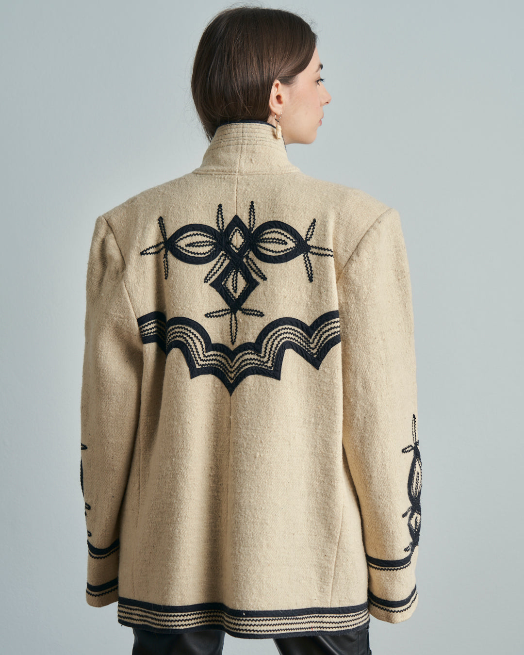 Giacca anni 70 americana Guatemala in lana con ricami neri tradizionali