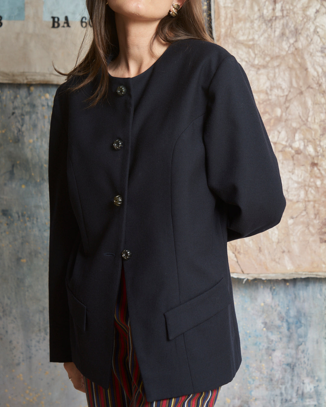 Giacca anni 70 in lana blu navy girocollo bottoni caramella