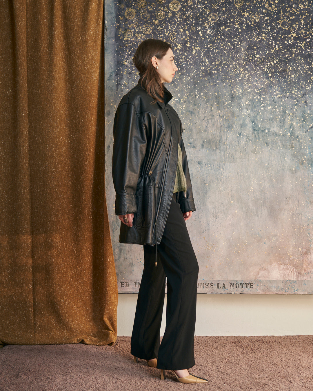 Giacca in pelle con coulisse nera