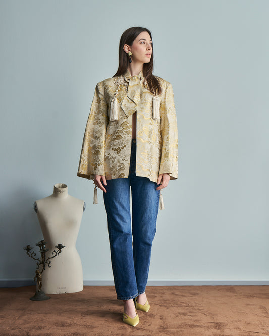 Giacca orientale vintage dorata con nappe e nodo al collo