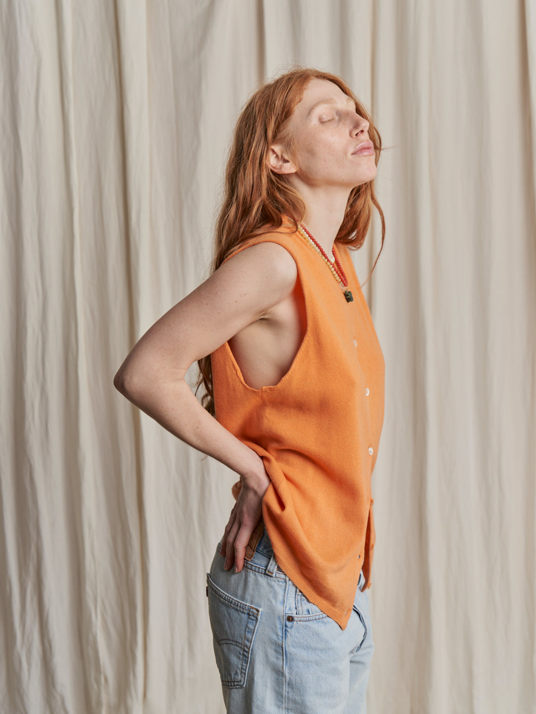 Gilet in maglia cachemere arancione vintage bottoni madreperla