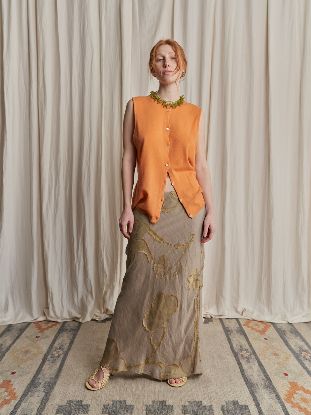Gilet in maglia cachemere arancione vintage bottoni madreperla