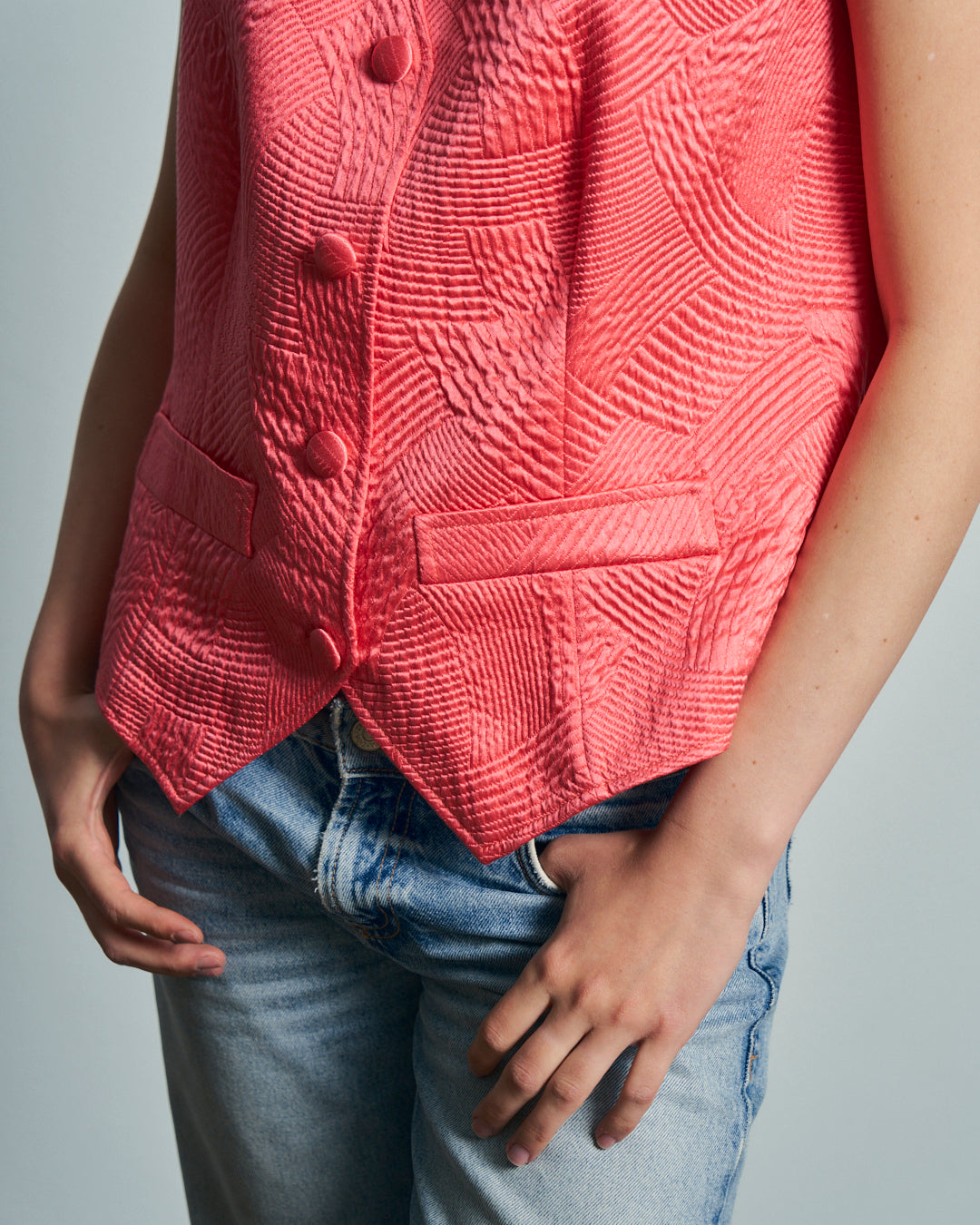 Gilet in seta jacquard rosa sartoriale