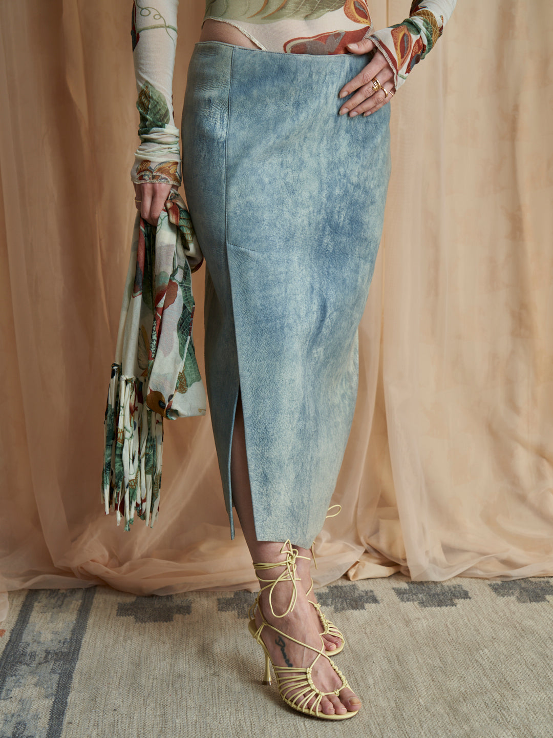 Gonna in pelle effetto slavato denim anni 90