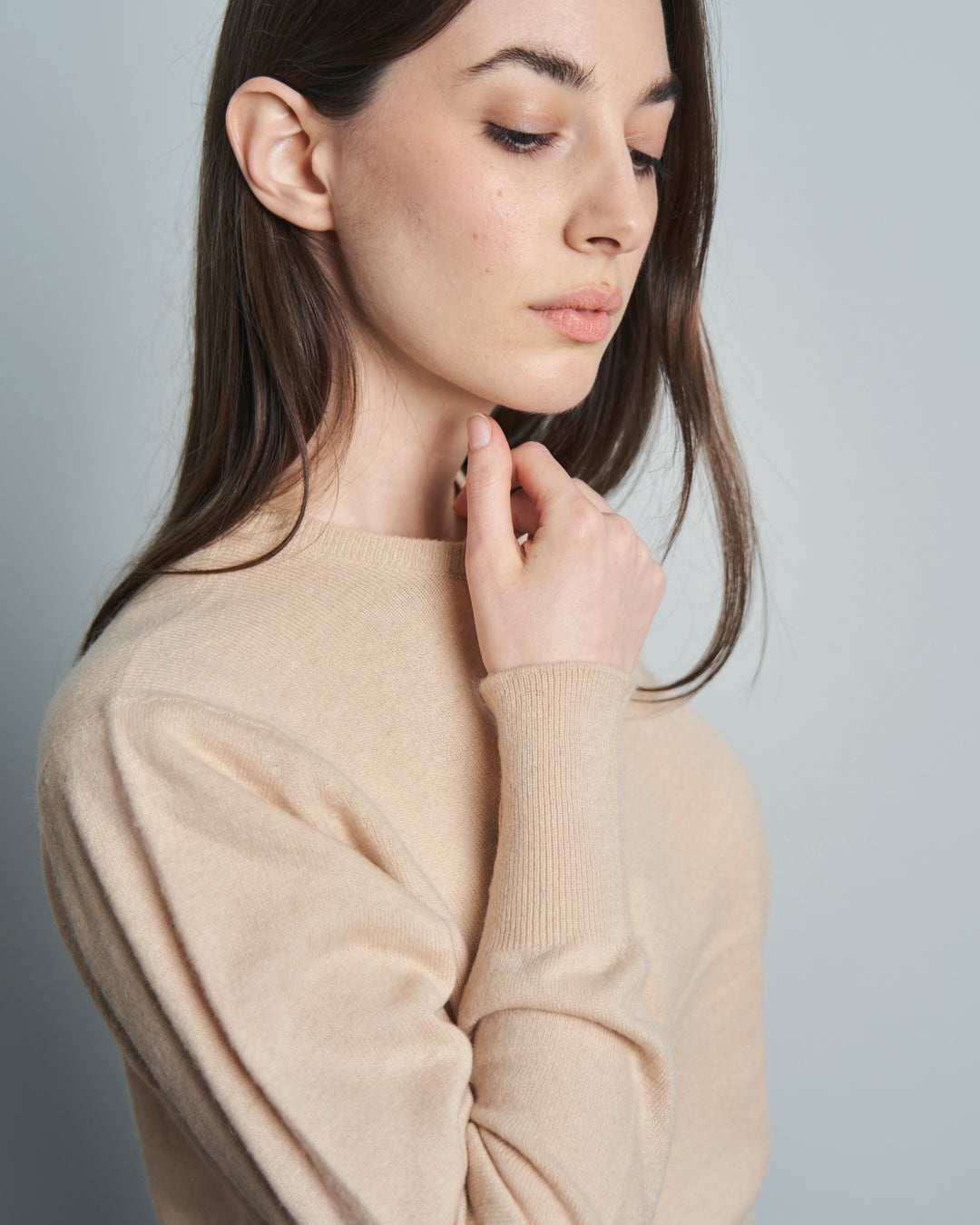 Maglia anni 50 in cashmere beige girocollo made in Scotland