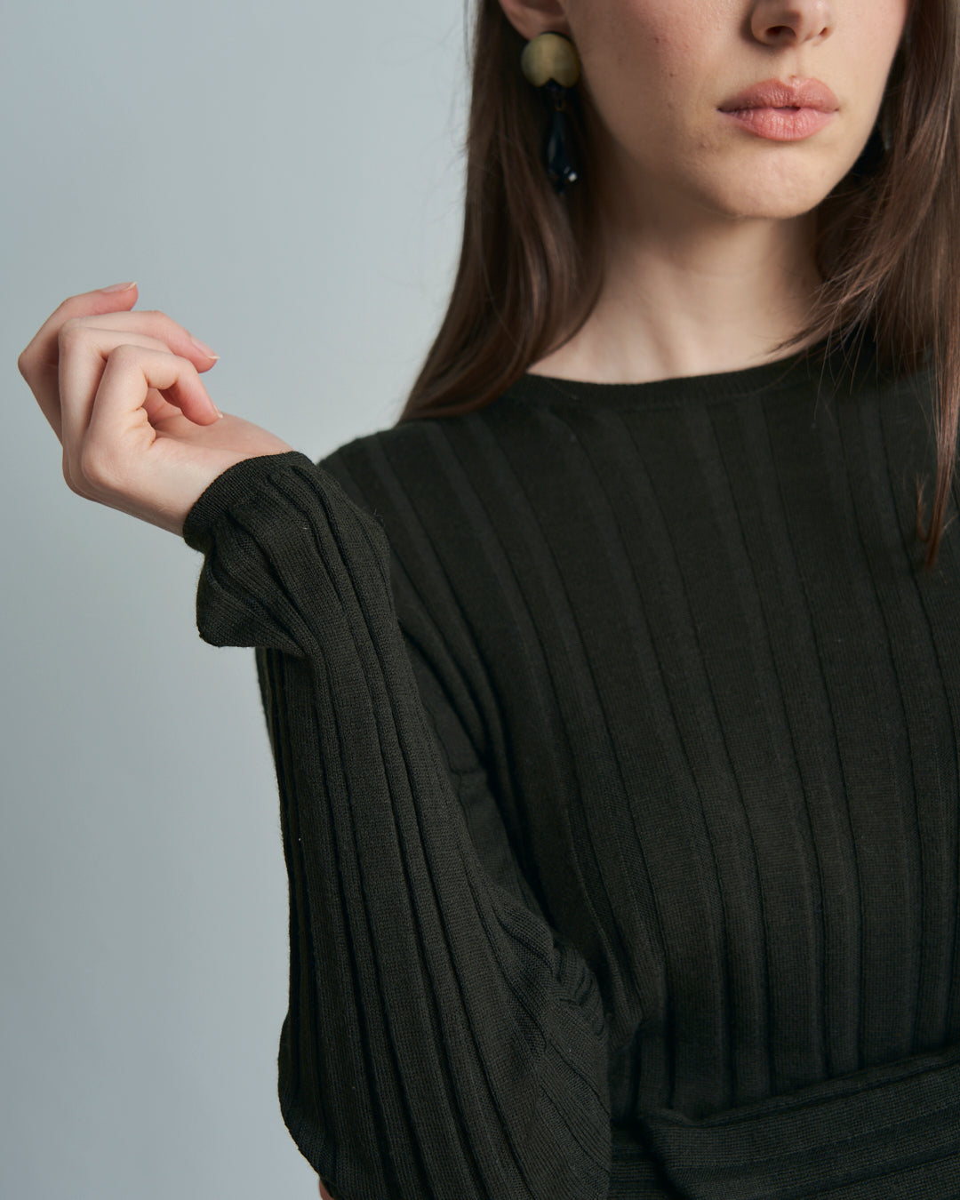 Maglia girocollo firmata Prada in lana a costine