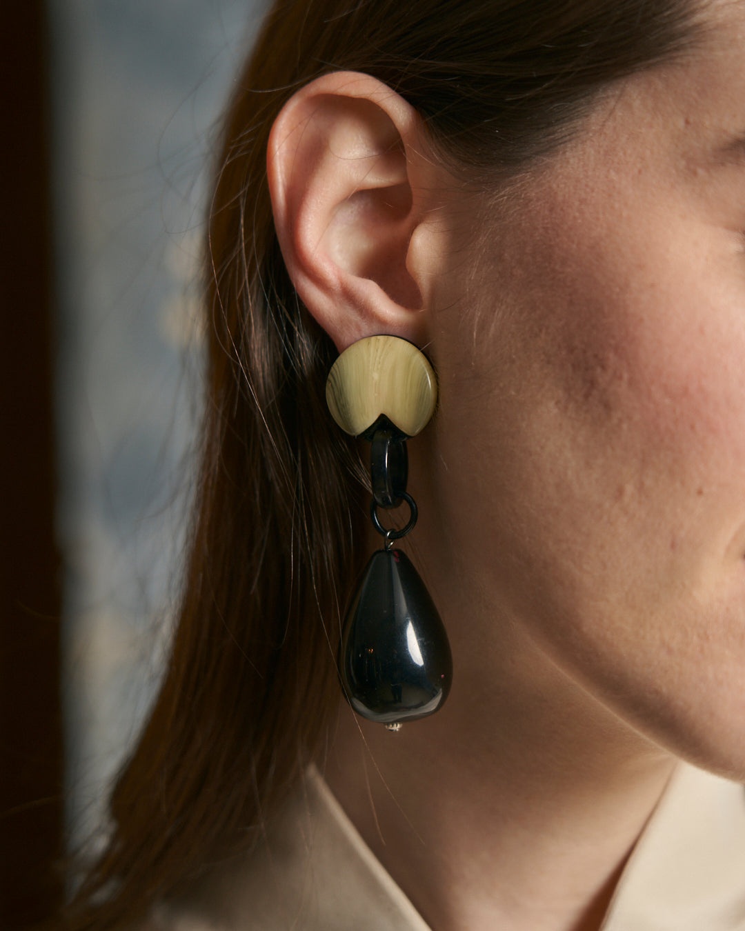 Orecchini pendenti a clip con goccia grande