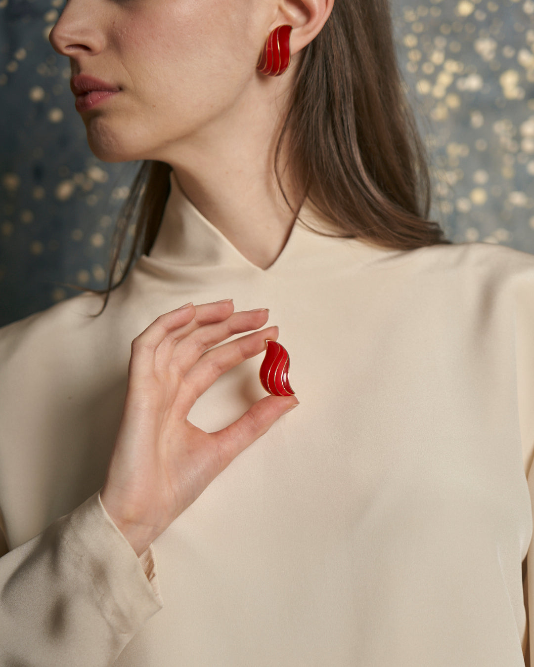 Orecchini smaltati rossi fiamma anni 80