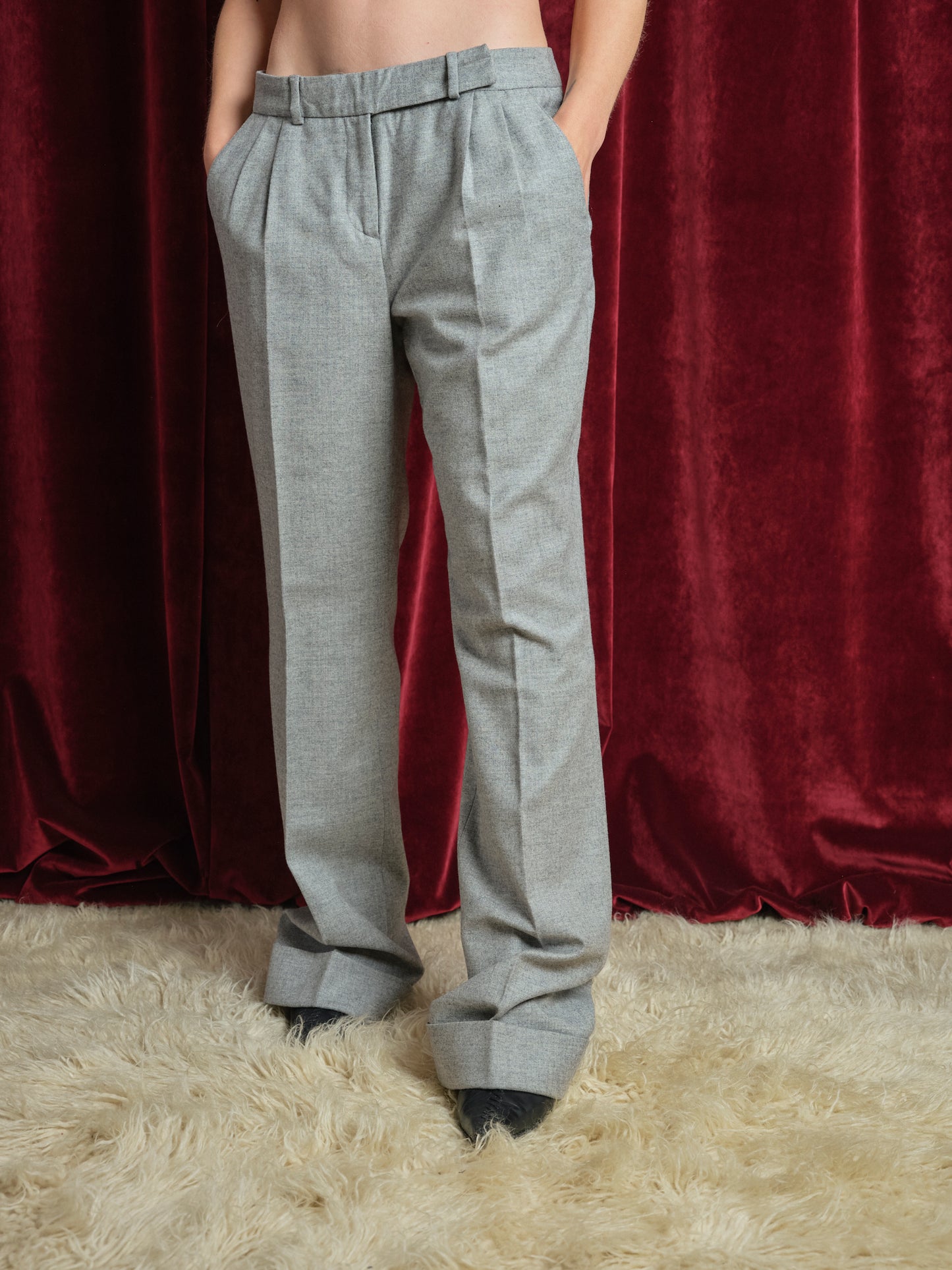 Pantaloni Antonio Berardi in lana con risvolto al fondo