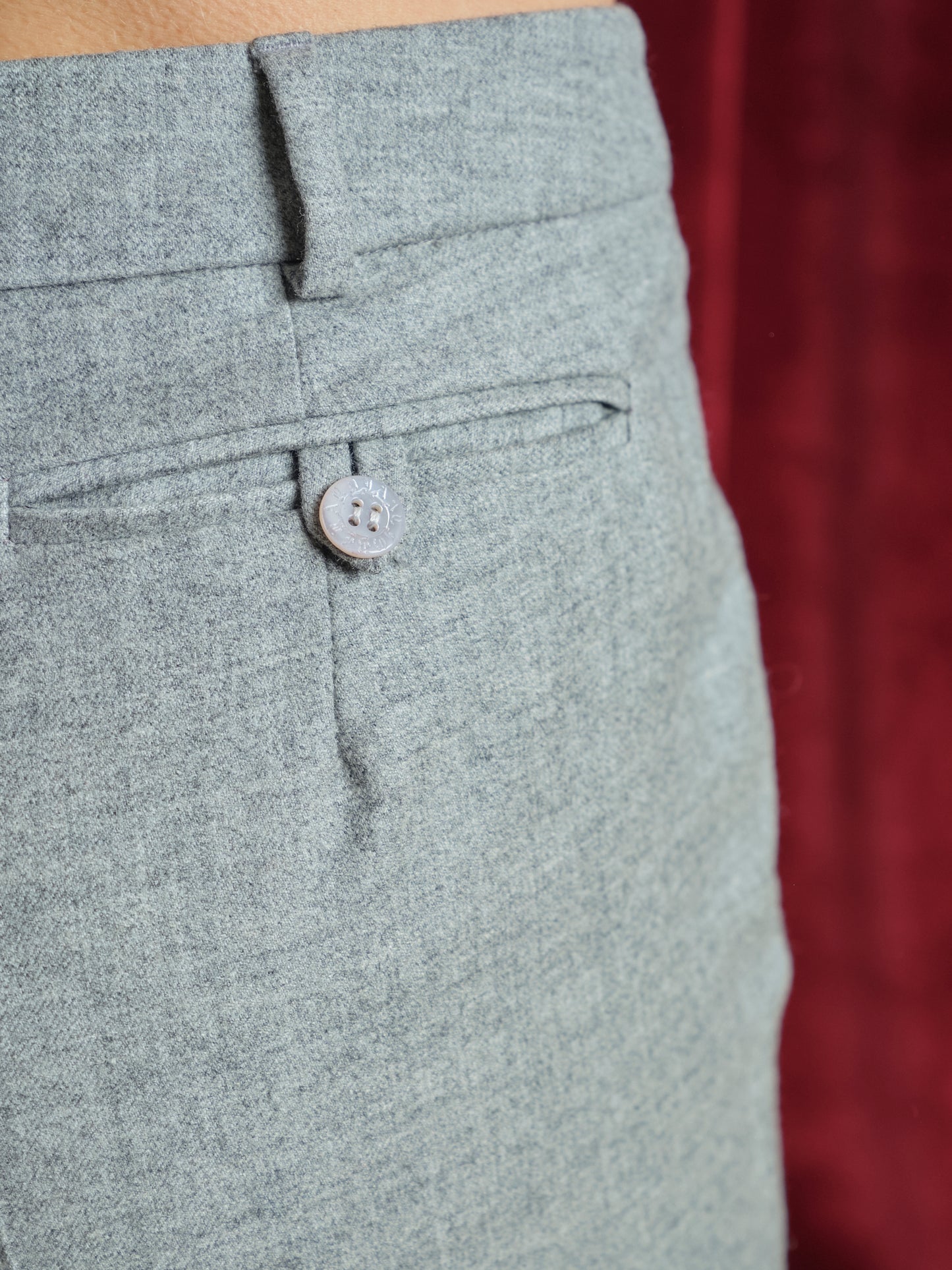 Pantaloni Antonio Berardi in lana con risvolto al fondo