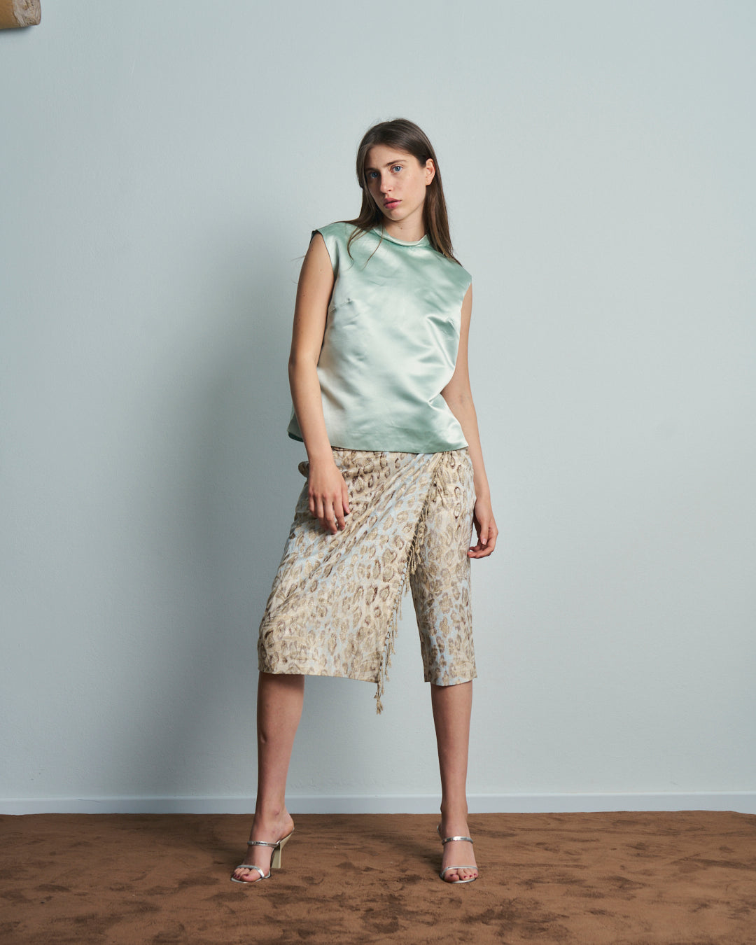 Pantalone capri Antonio Berardi ss99 con pannello davanti e baschina