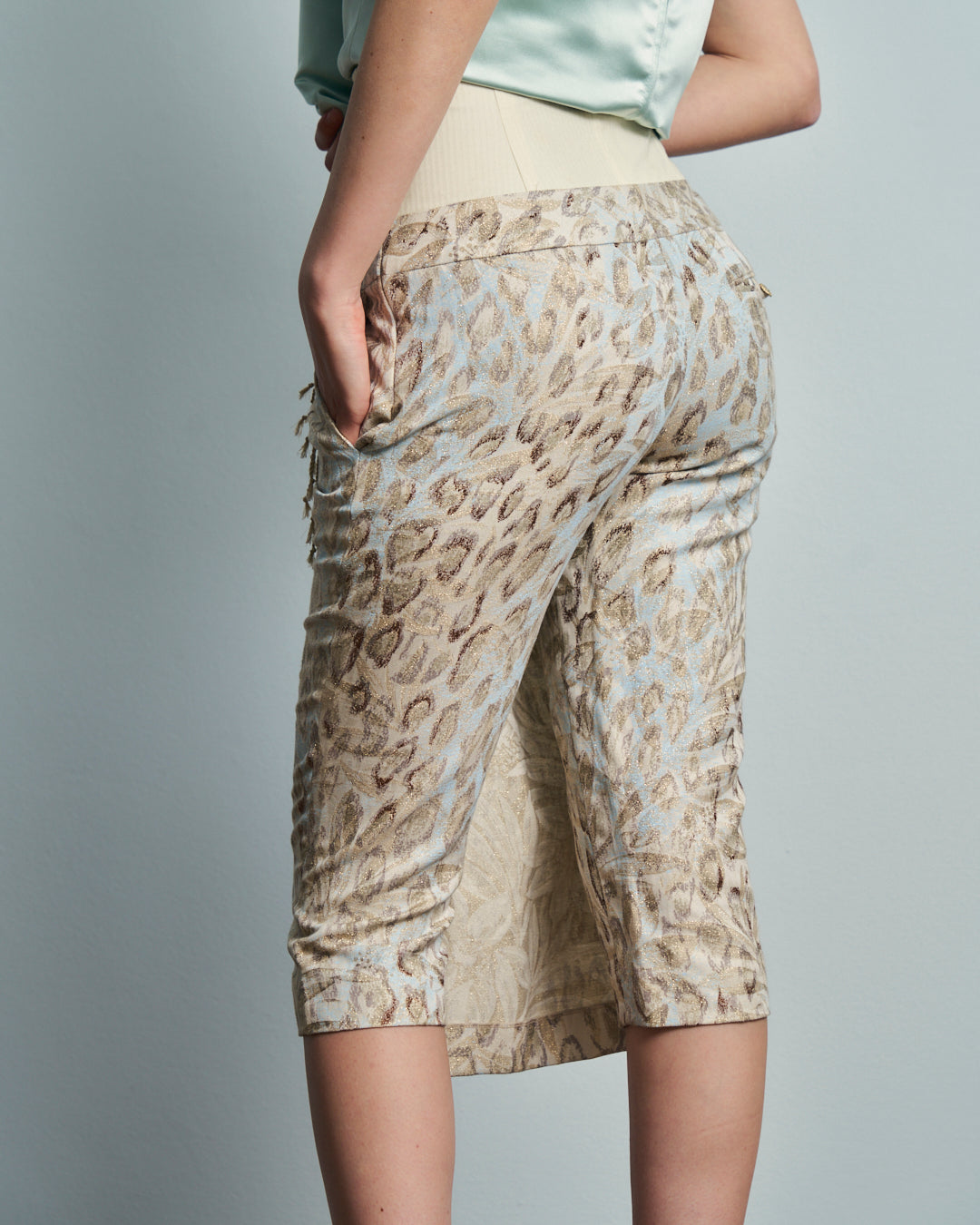 Pantalone capri Antonio Berardi ss99 con pannello davanti e baschina