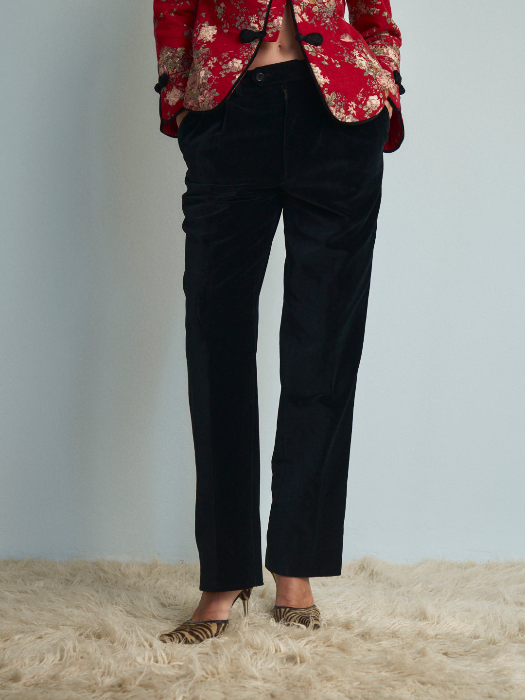Pantaloni Velluto nero taglio classico maschile