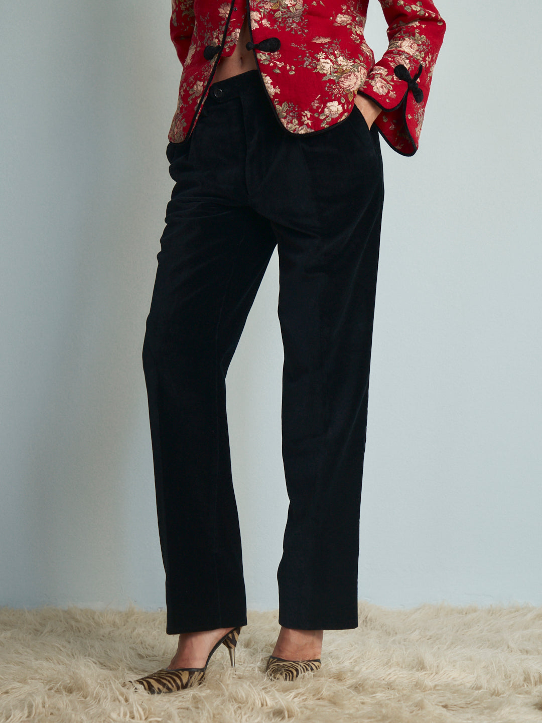 Pantaloni Velluto nero taglio classico maschile