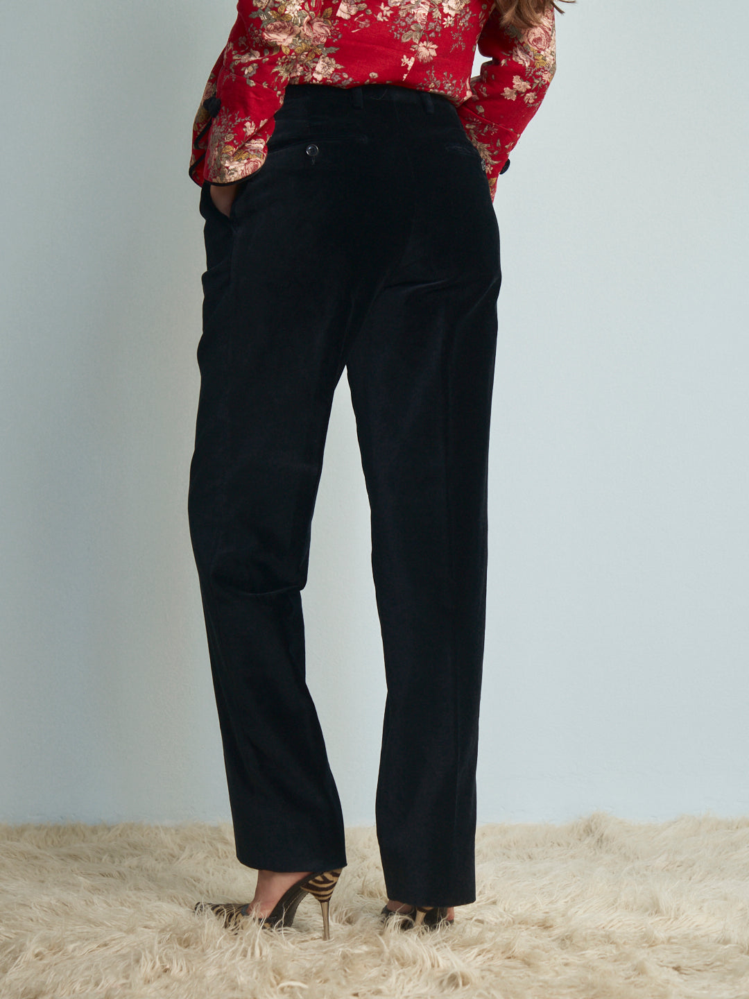 Pantaloni Velluto nero taglio classico maschile