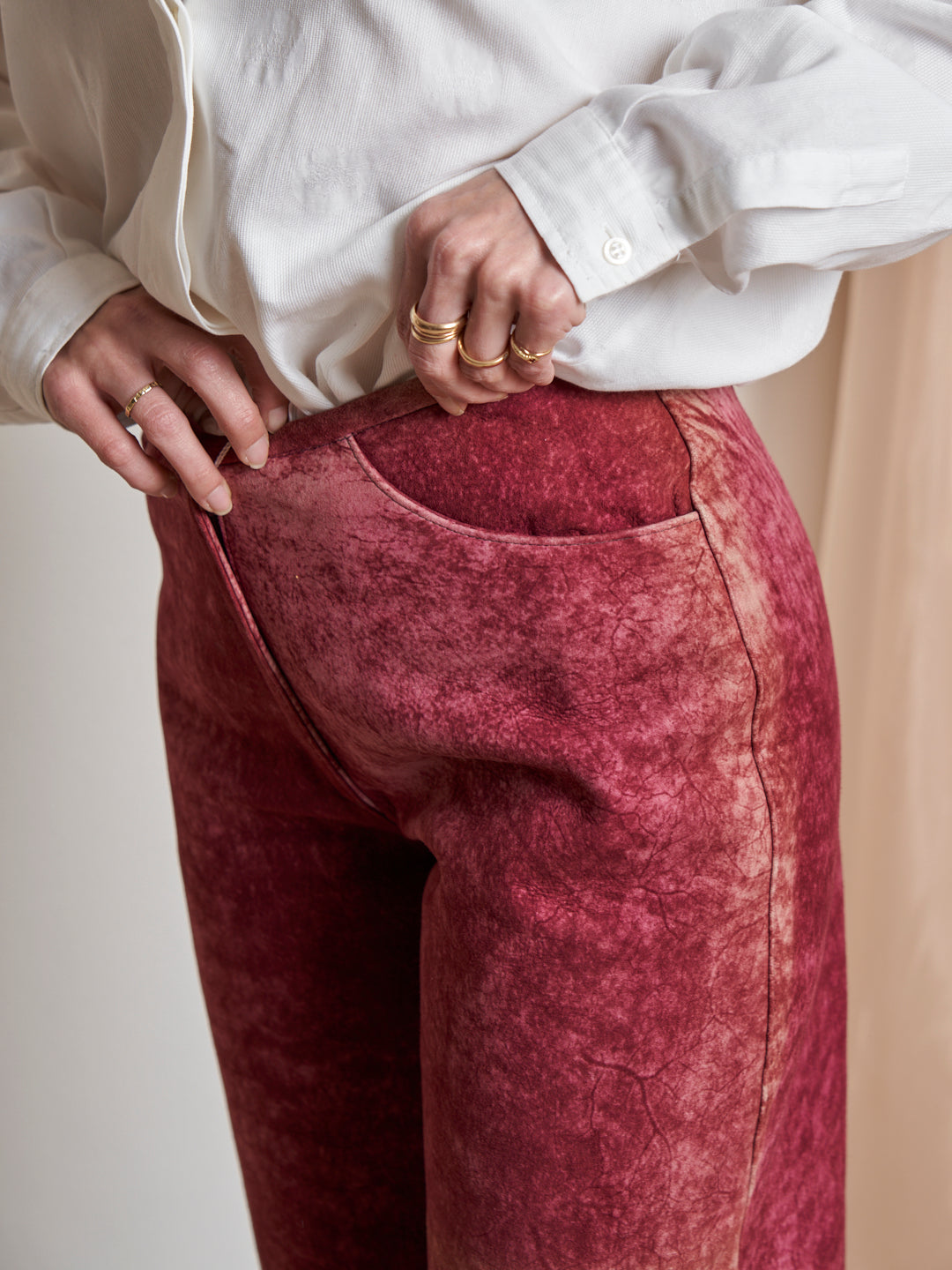 Pantalone in pelle e pelliccia al fondo made in Italy dead stock anni 90