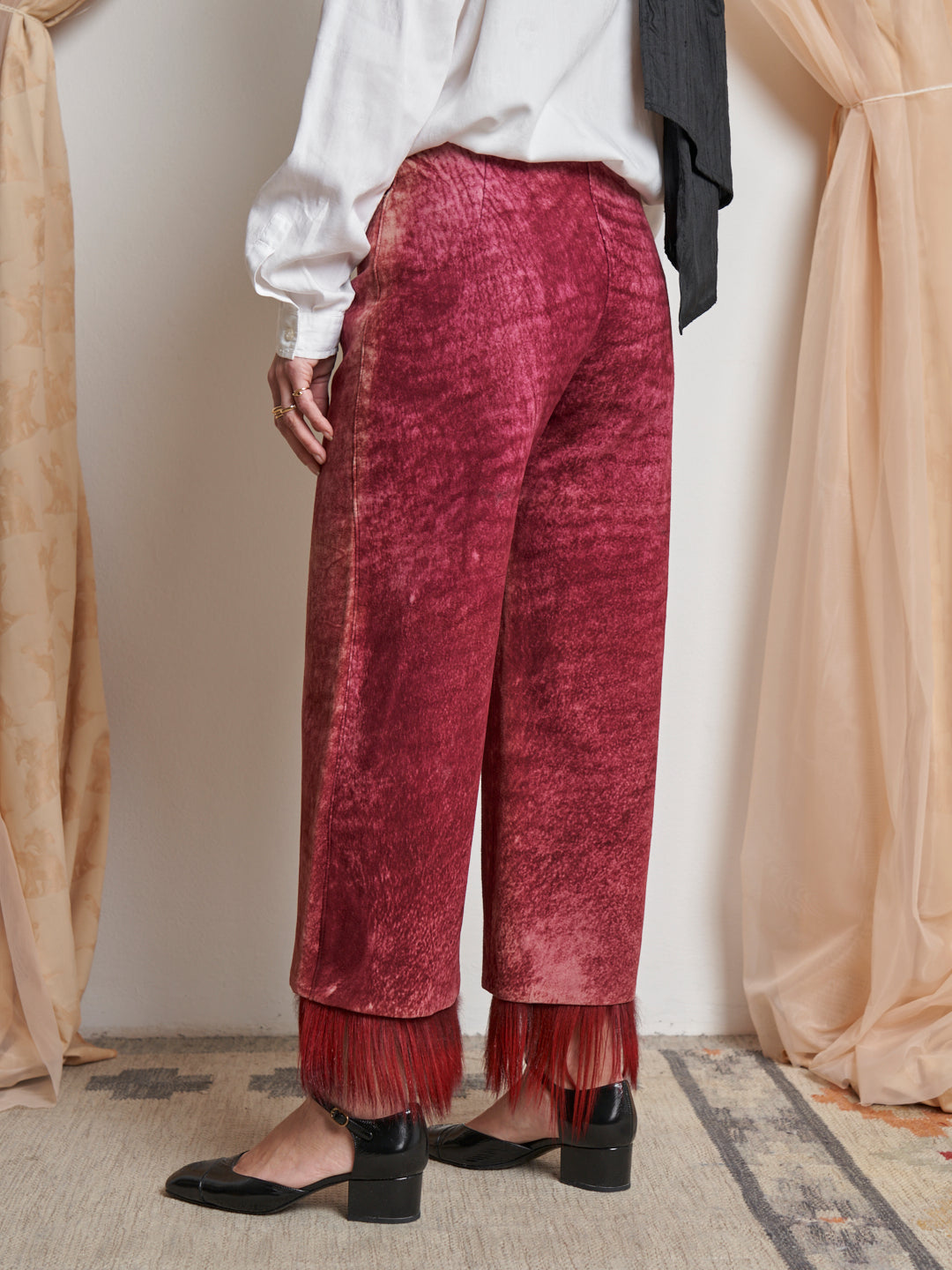 Pantalone in pelle e pelliccia al fondo made in Italy dead stock anni 90