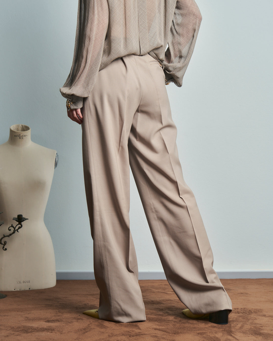 Pantaloni anni 70 classico con pieghe tasche alla francese