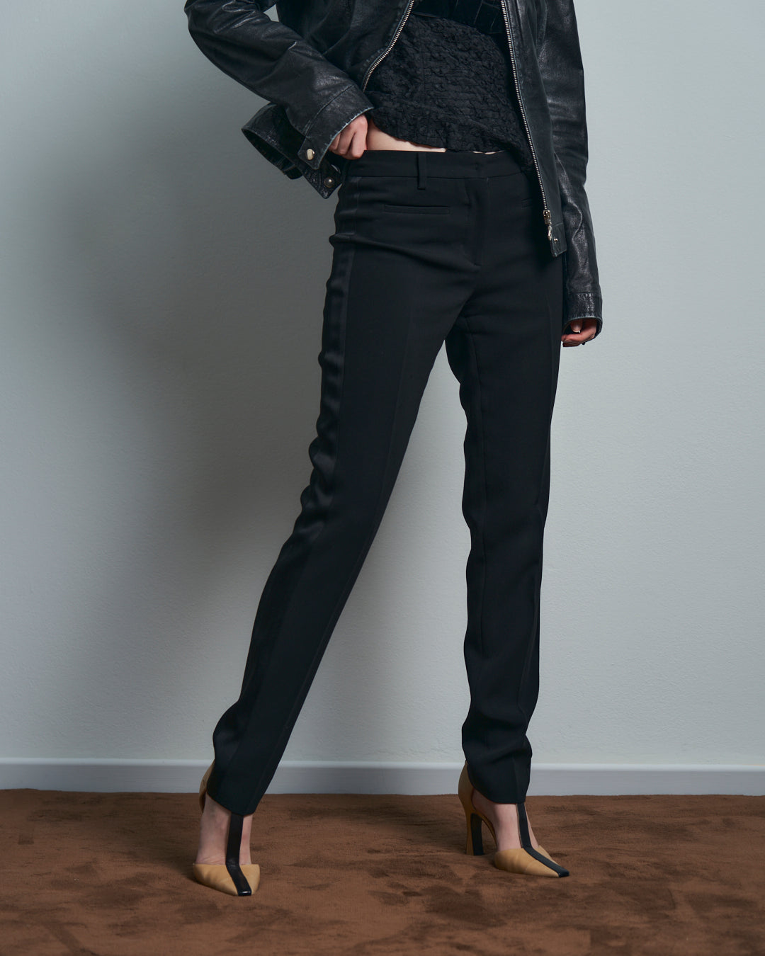 Pantaloni firmati MIU MIU slim smoking con banda di raso laterale