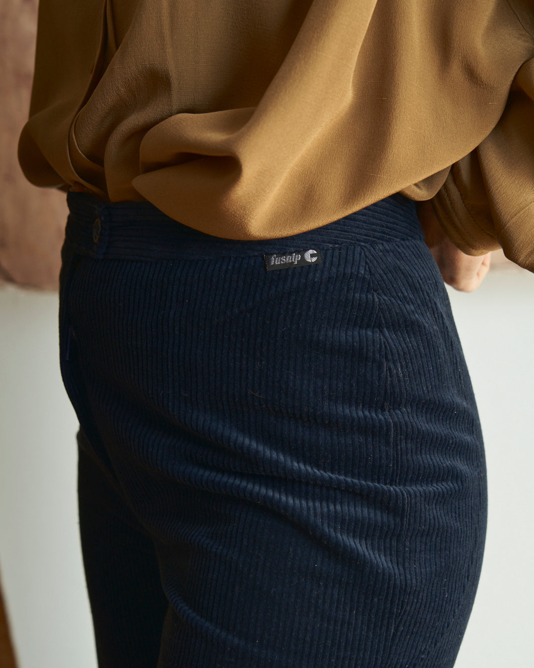 Pantalone anni 70 Fusalp in velluto a coste blu navy con cartellino