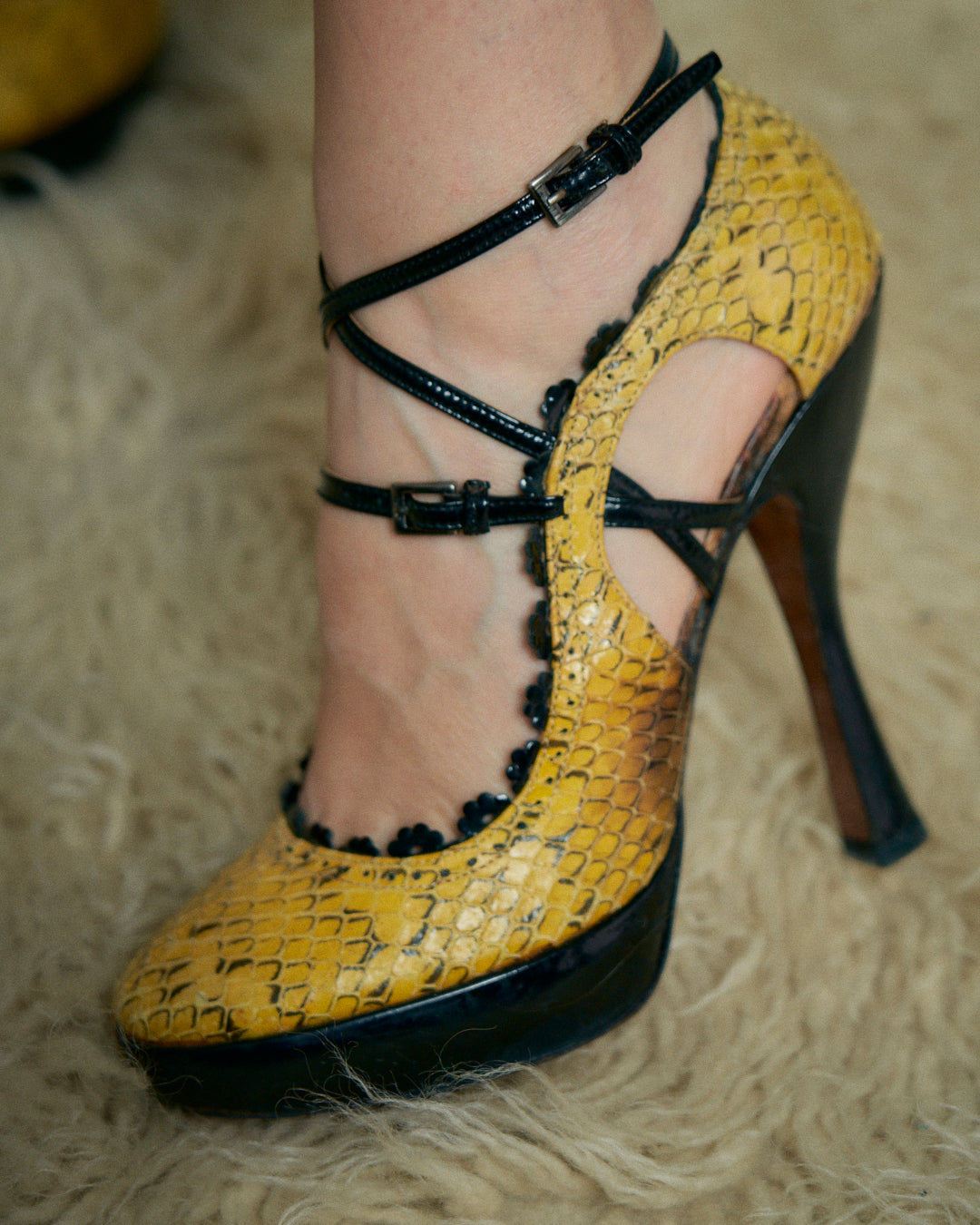 Decollete in pitone e vernice Alaia