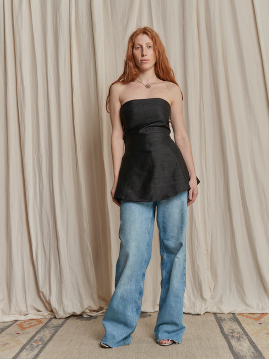Top sartoriale in shantung di seta realizzato da Montanaro Vintage nero
